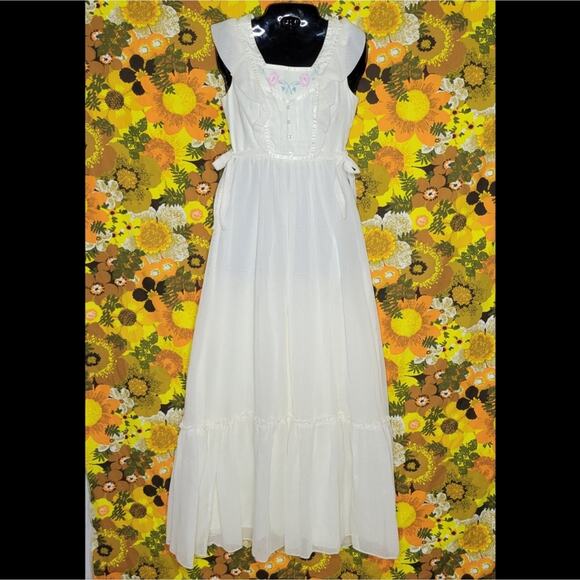 VTG 70s Candi Jones Prairie Pinafore Cottagecore Floral Accent Maxi Dress - Picture 2 of 9